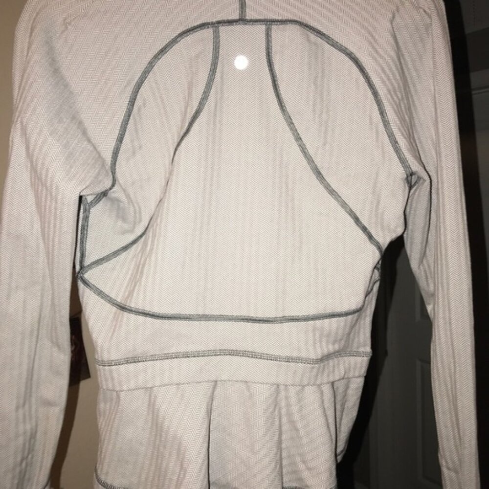 Lululemon jacket